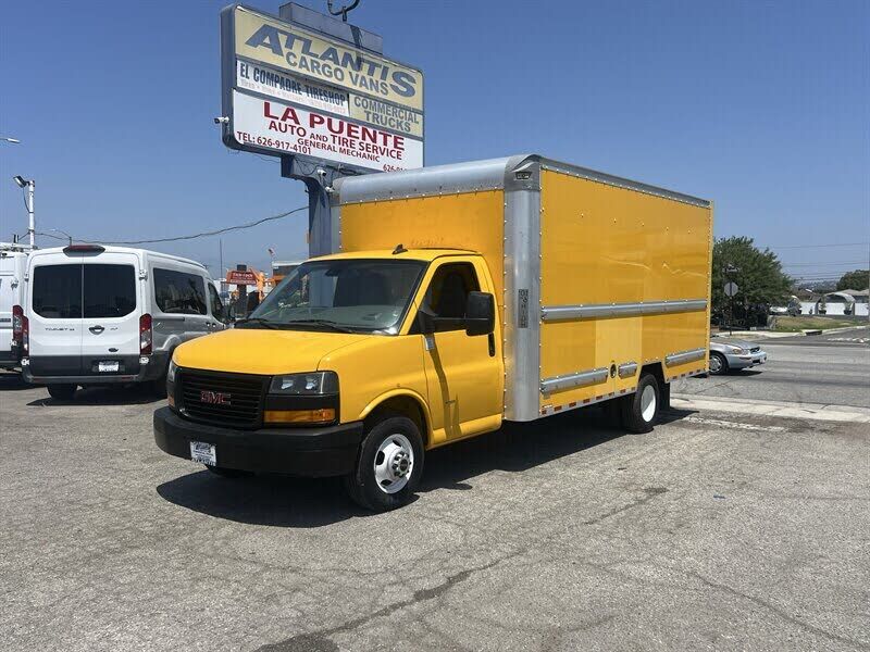 2021 GMC Savana