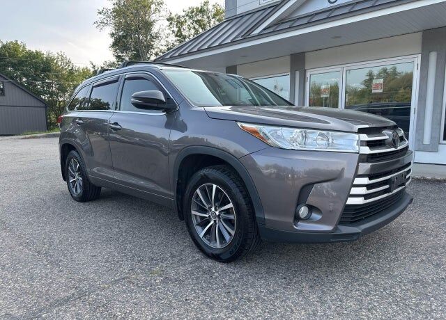 2018 TOYOTA Highlander