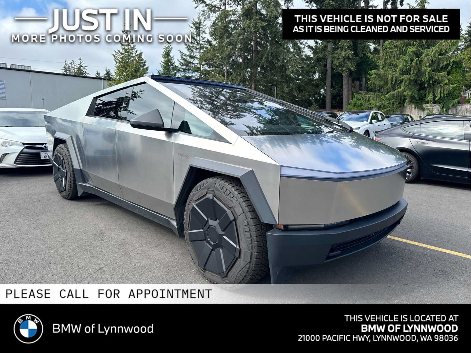 2024 TESLA Cybertruck