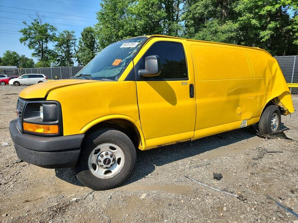 2010 GMC Savana