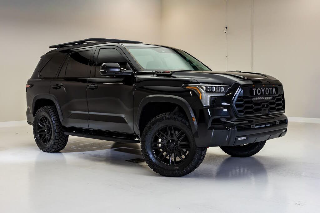 2023 TOYOTA Sequoia