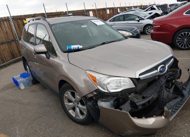 2015 SUBARU Forester