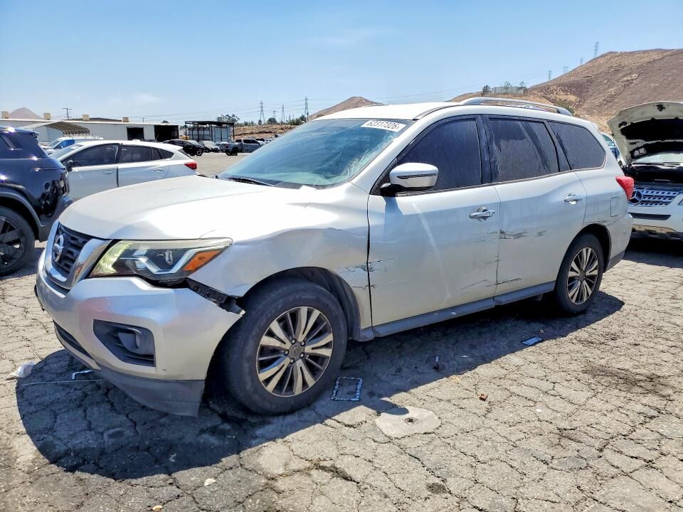 2018 NISSAN Pathfinder