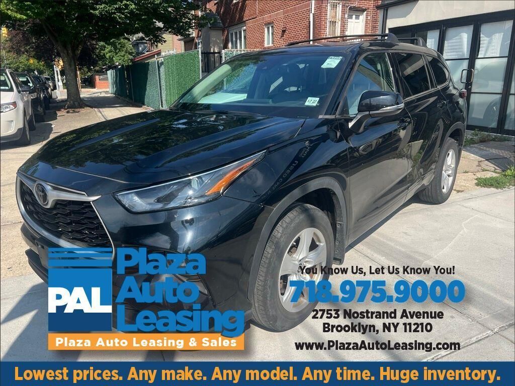 2022 TOYOTA Highlander
