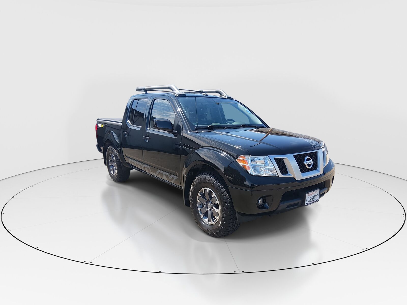 2021 NISSAN Frontier