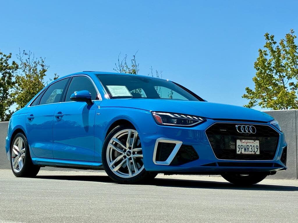 2022 AUDI A4