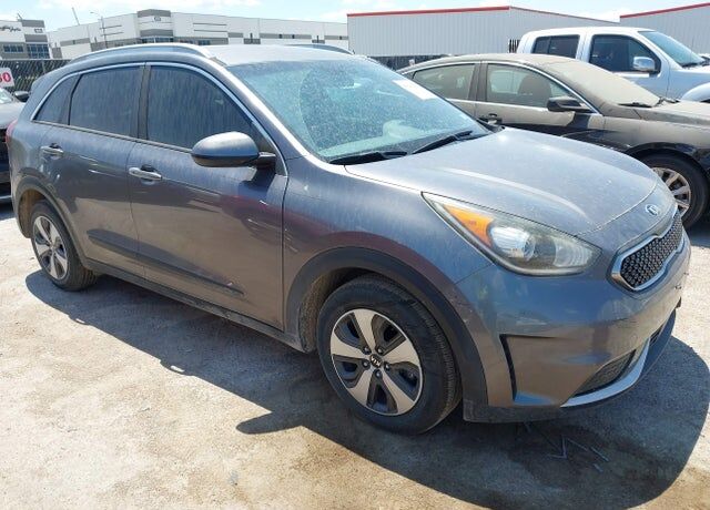 2017 KIA Niro