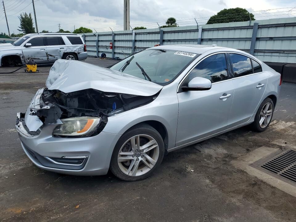 2014 VOLVO S60