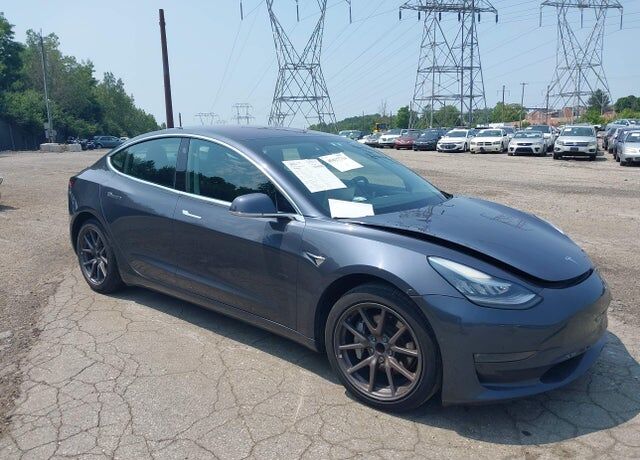 2018 TESLA Model 3