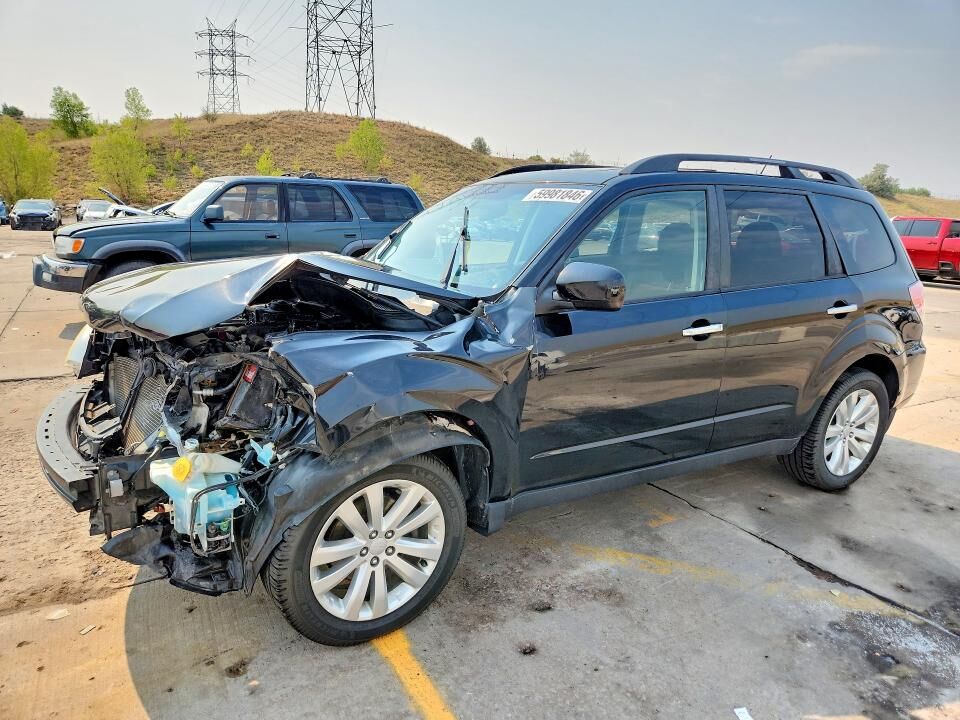 2013 SUBARU Forester