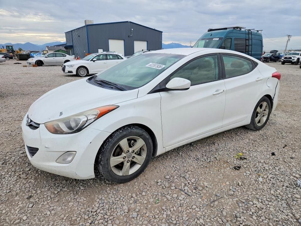 2012 HYUNDAI Elantra
