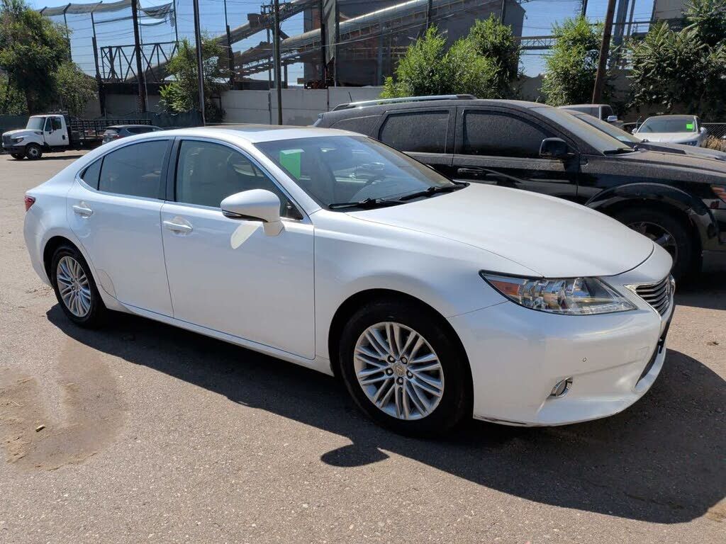 2015 LEXUS ES
