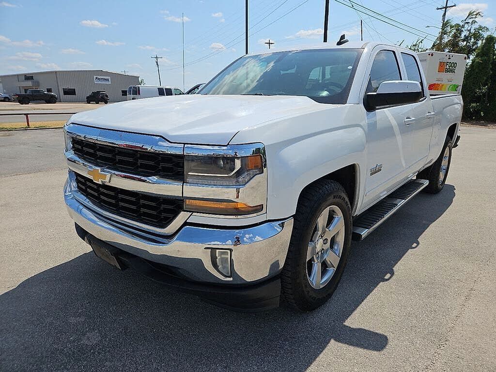 2017 CHEVROLET Silverado