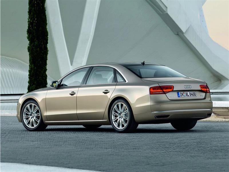 2013 AUDI A8