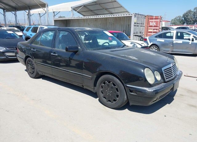 1998 MERCEDES-BENZ E-Class