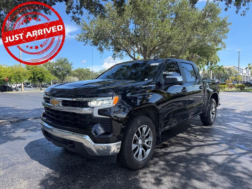 2024 CHEVROLET Silverado