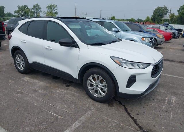 2026 FORD Escape