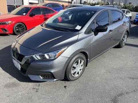 2021 NISSAN Versa