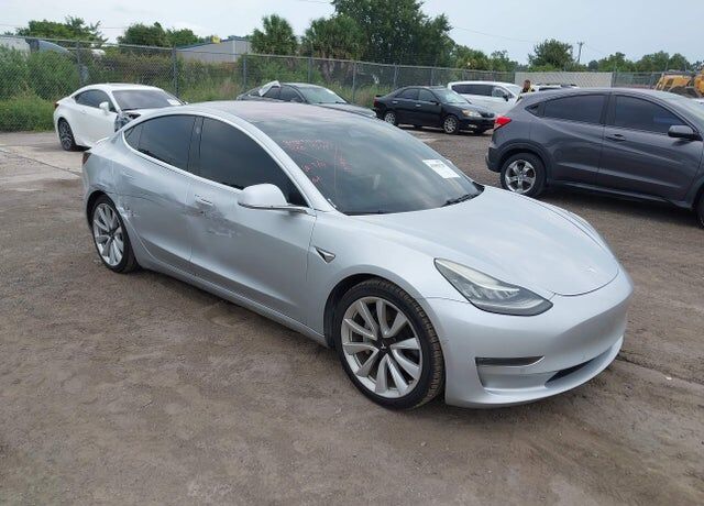 2018 TESLA Model 3