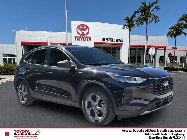 2025 FORD Escape