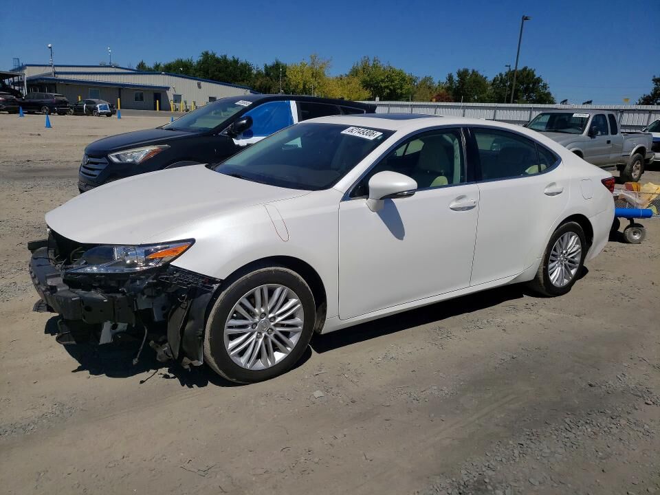 2017 LEXUS ES