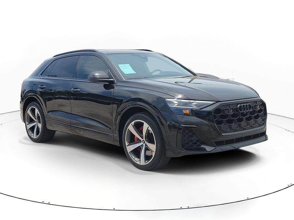 2024 AUDI SQ8