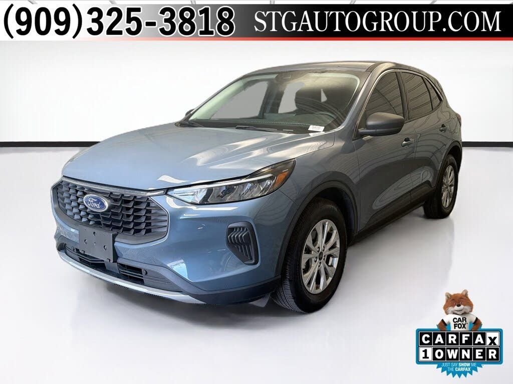 2024 FORD Escape