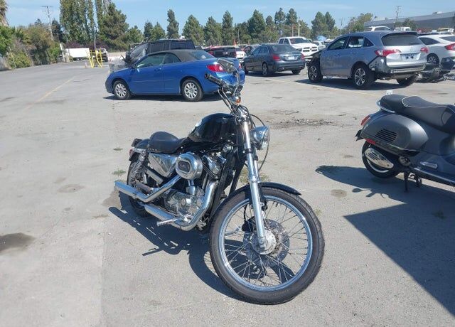 2005 HARLEY DAVIDSON Sportster 1200 Custom