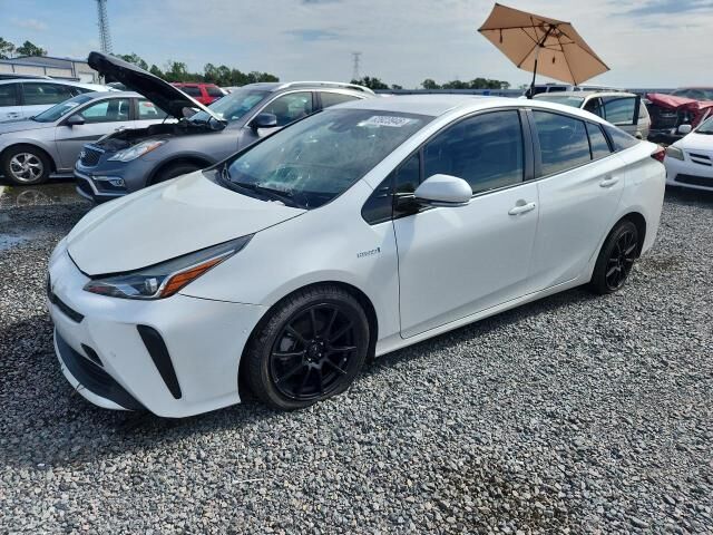 2019 TOYOTA PRIUS