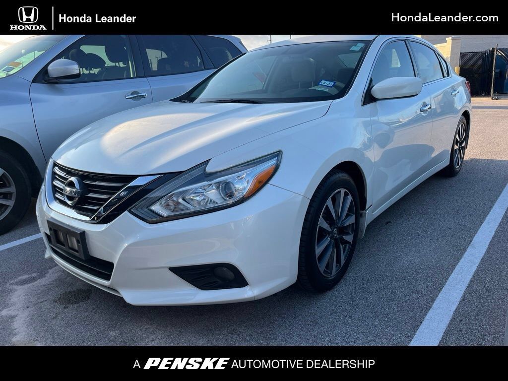 2017 NISSAN Altima