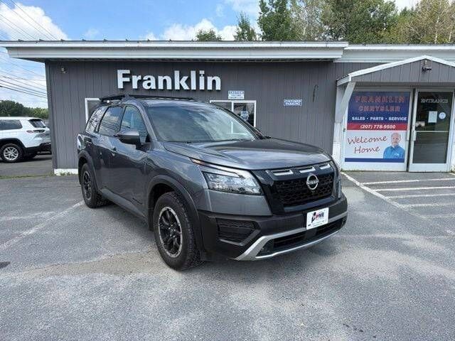 2024 NISSAN Pathfinder