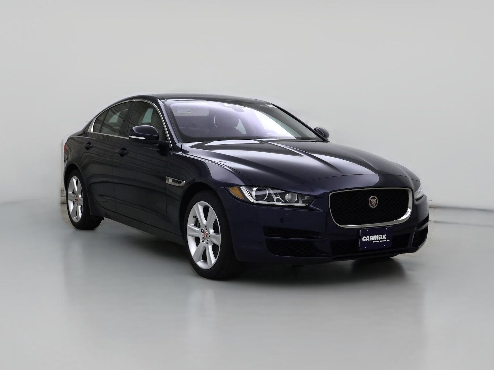 2018 JAGUAR XE