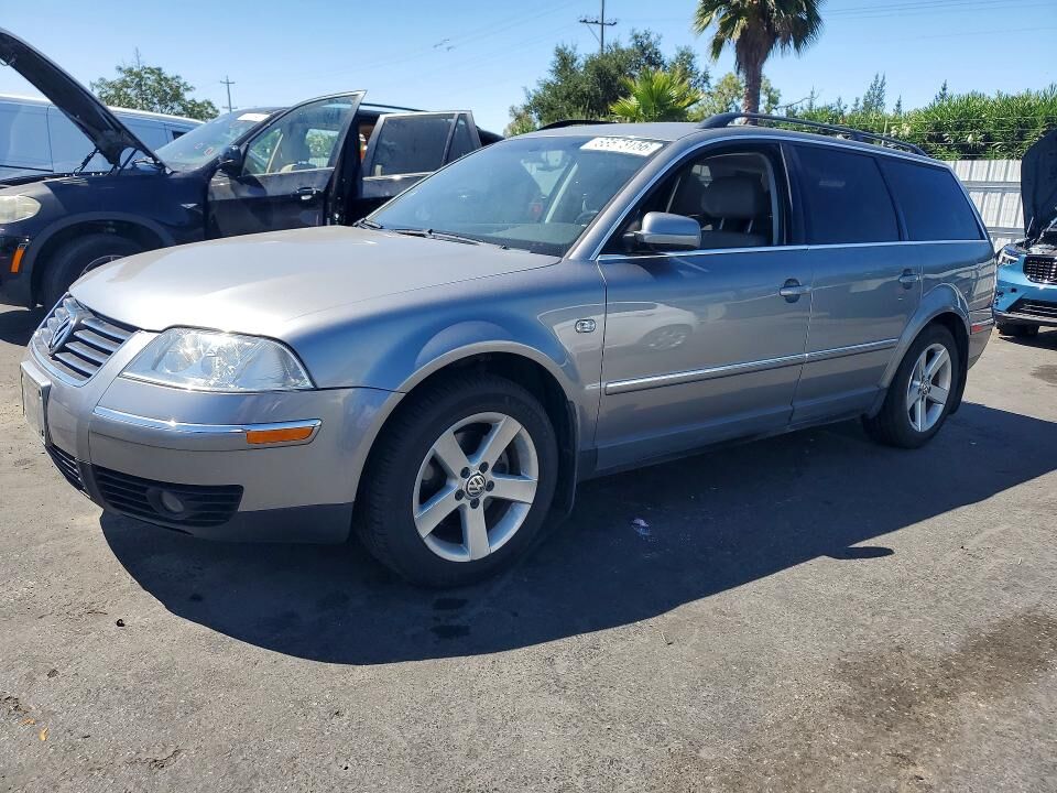 2004 VOLKSWAGEN Passat