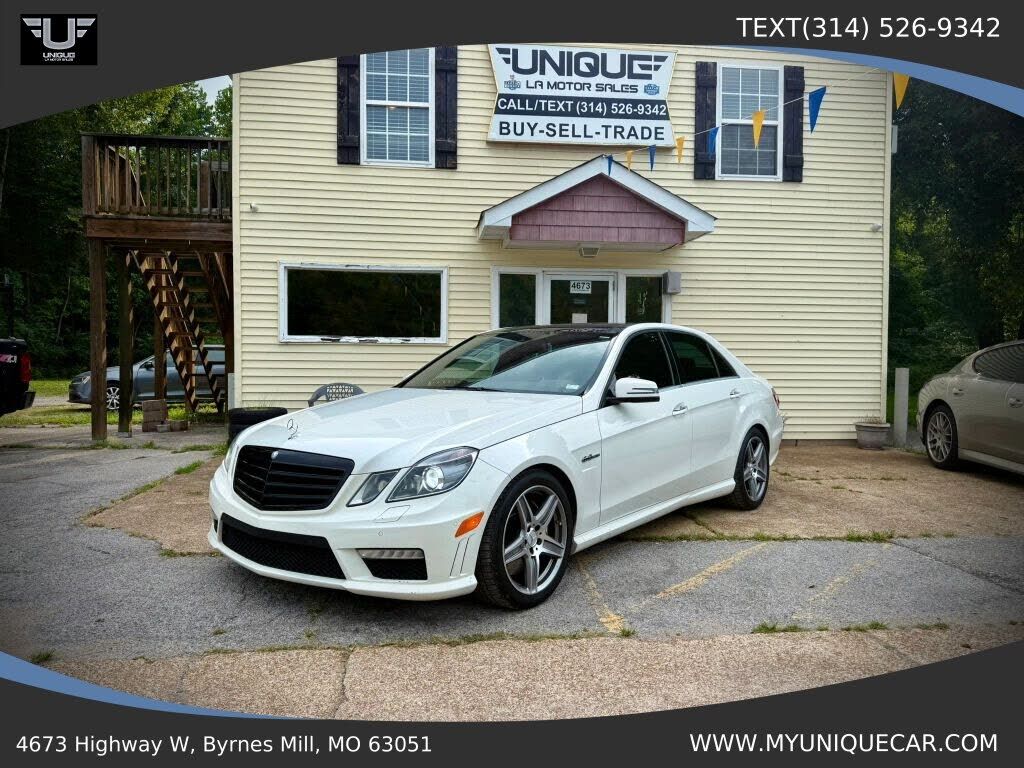 2011 MERCEDES-BENZ E-Class