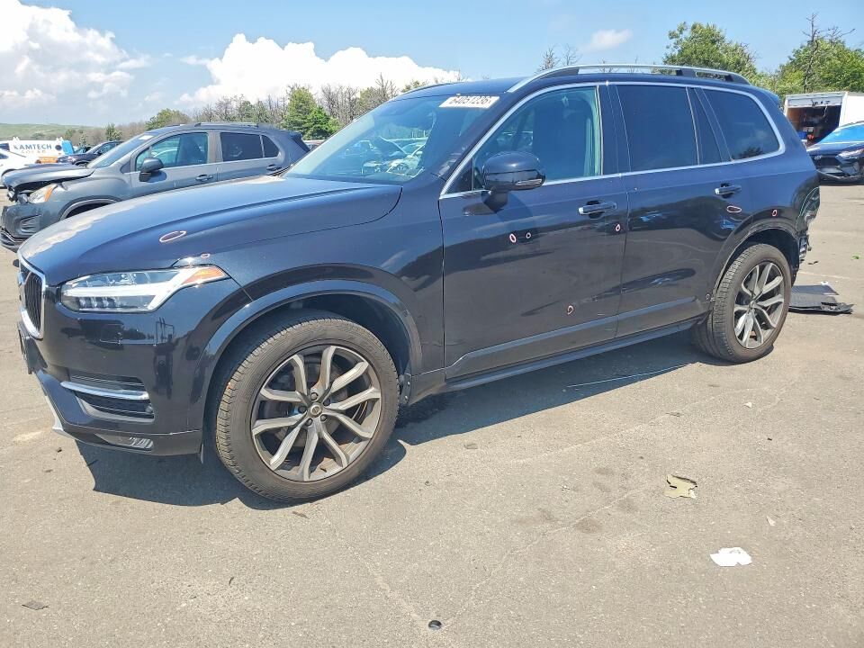 2017 VOLVO XC90