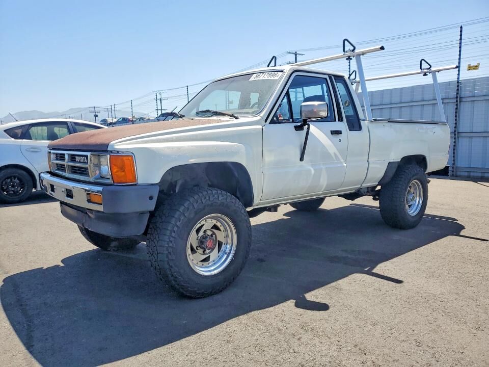 1987 TOYOTA Pick-Up