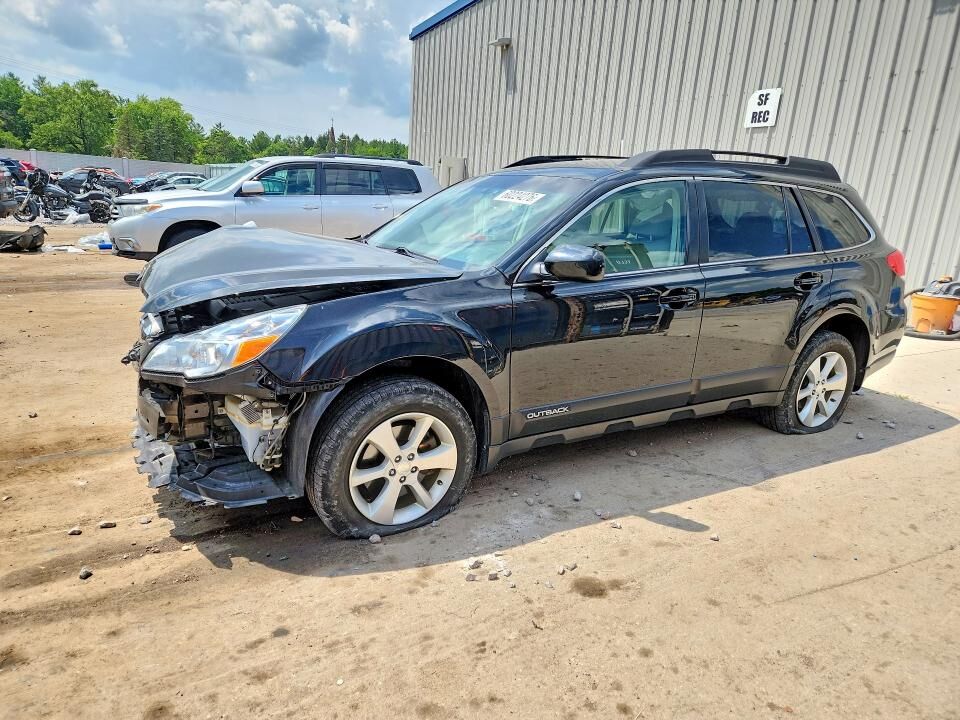 2014 SUBARU Outback