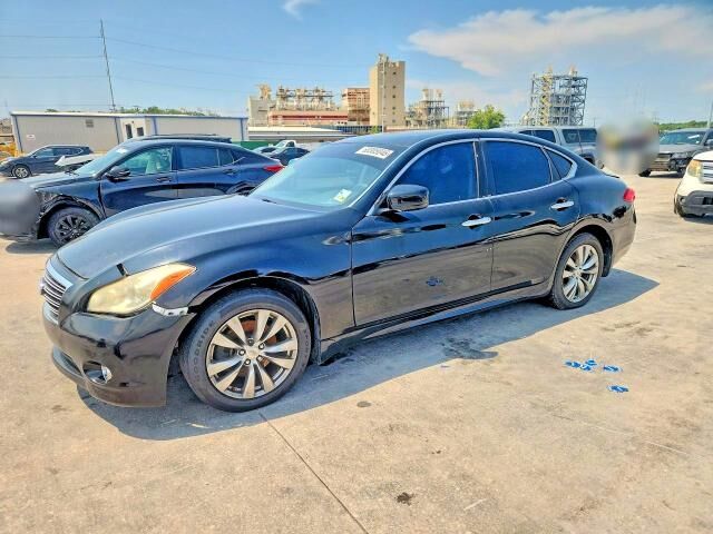 2014 INFINITI Q70