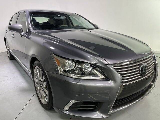 2016 LEXUS LS