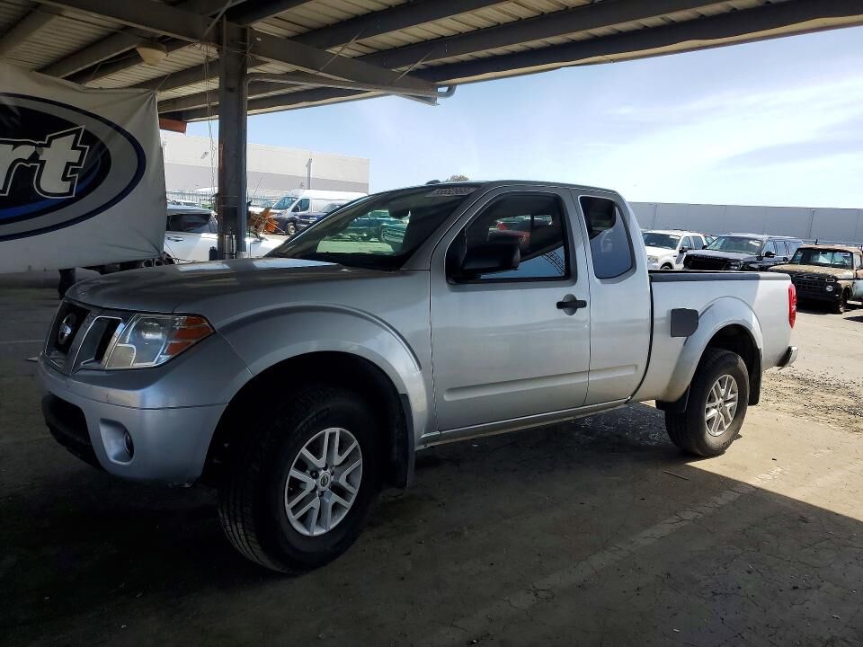 2017 NISSAN Frontier