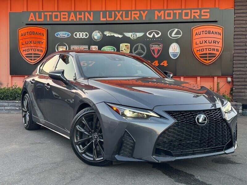 2024 LEXUS IS