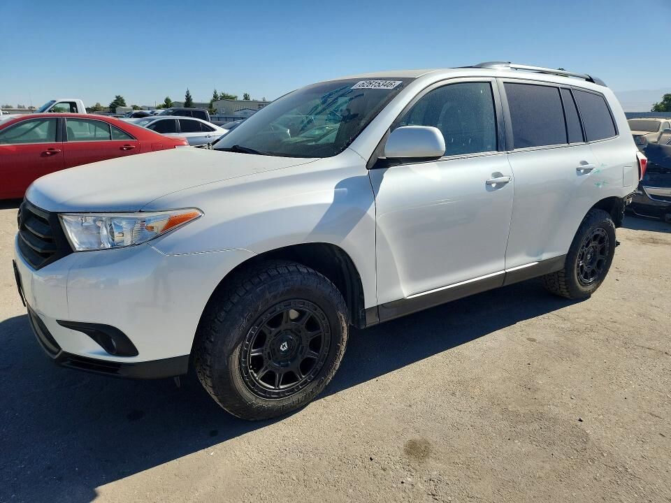 2013 TOYOTA Highlander