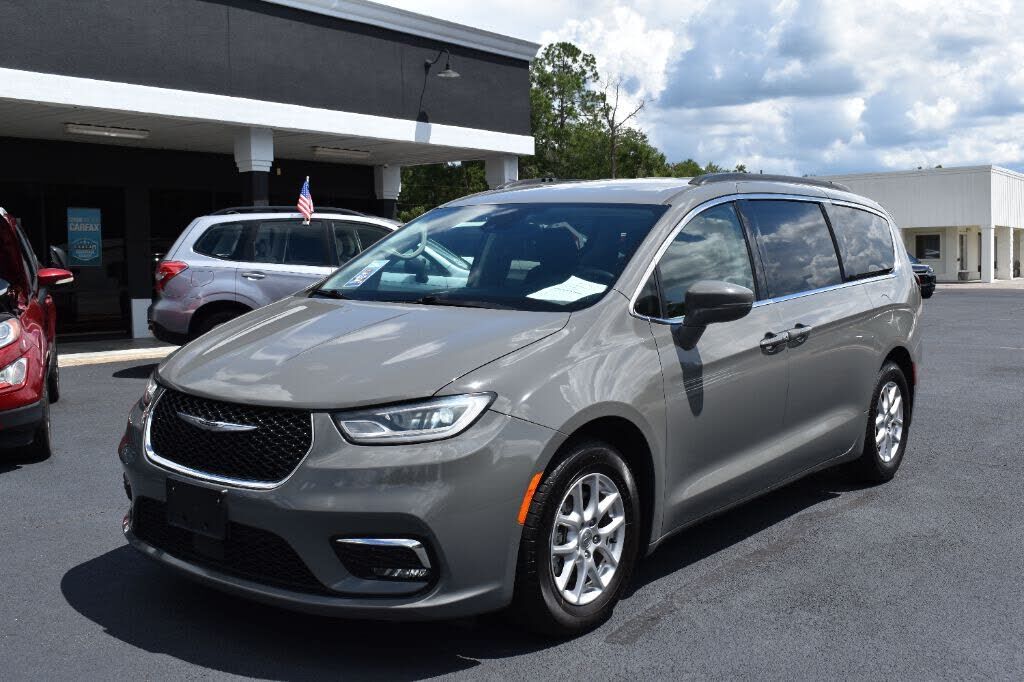 2022 CHRYSLER Pacifica