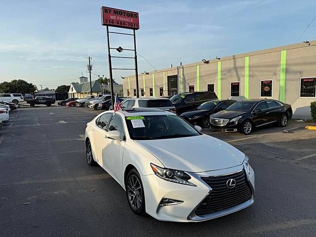 2016 LEXUS ES