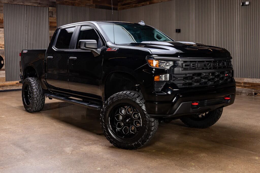 2023 CHEVROLET Silverado