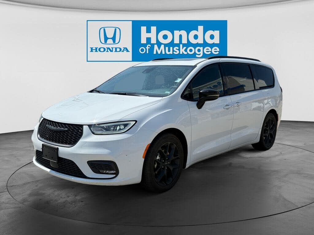 2025 CHRYSLER Pacifica