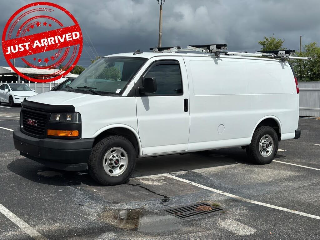 2023 GMC Savana