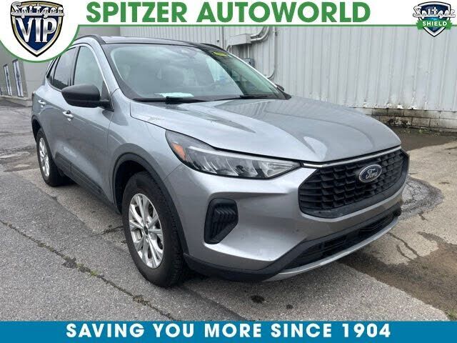 2024 FORD Escape