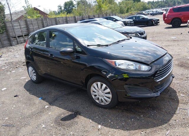 2016 FORD Fiesta