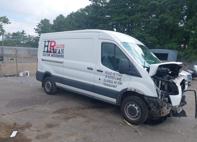 2015 FORD Transit